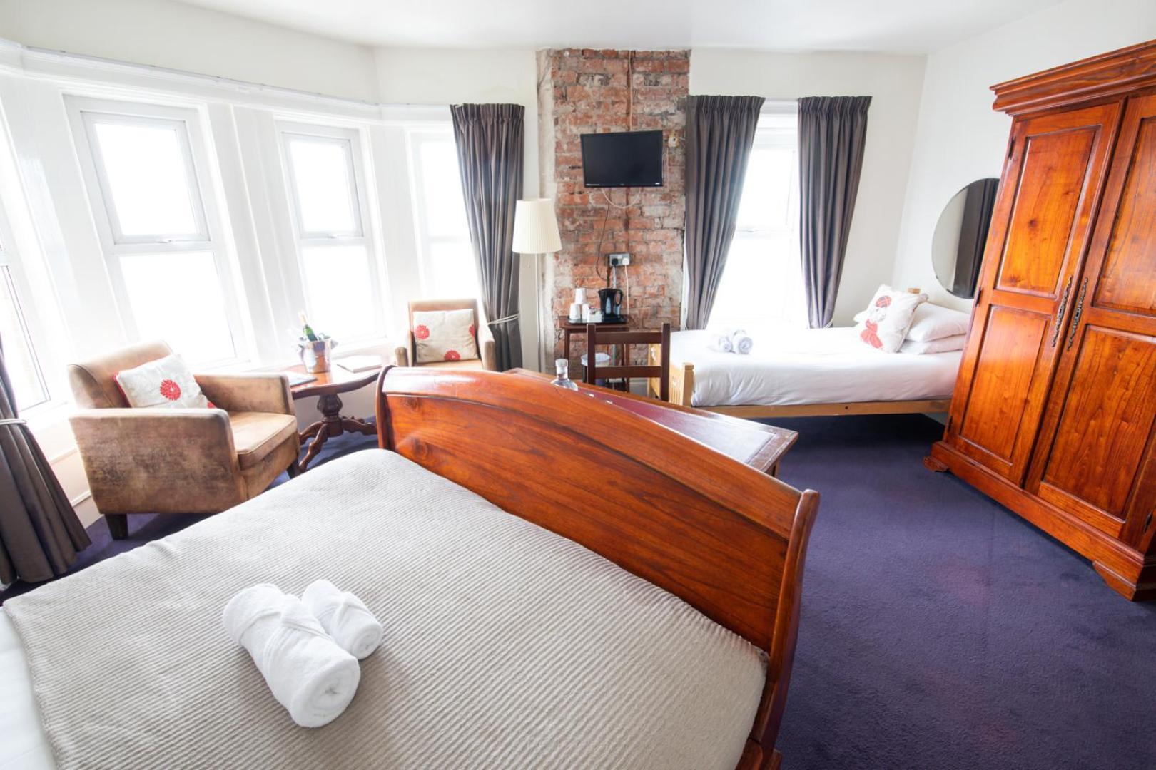 Salty Dog Hotel&Bistro Bangor  Buitenkant foto